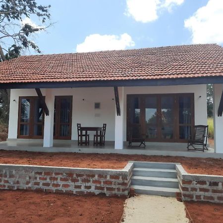 Moni Farm House Wilpattu Nochchiyagama Esterno foto