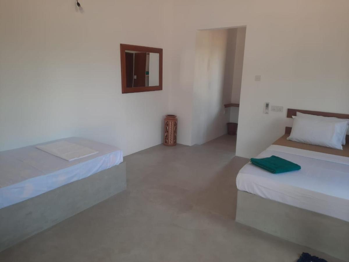 Moni Farm House Wilpattu Nochchiyagama Esterno foto