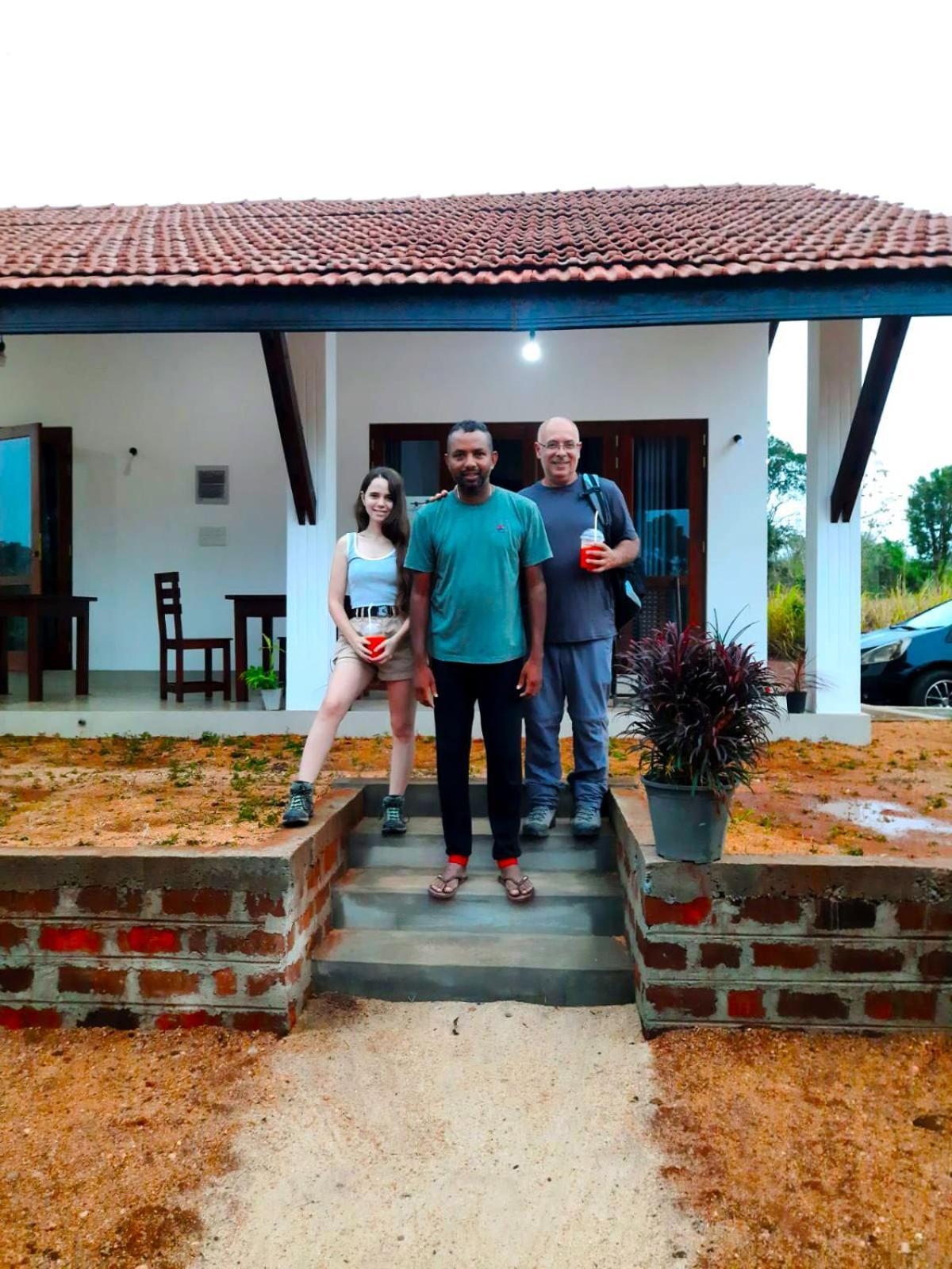 Moni Farm House Wilpattu Nochchiyagama Esterno foto